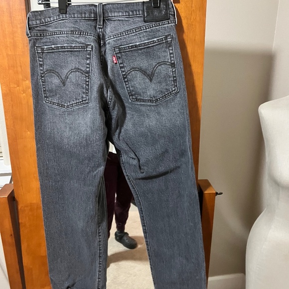 Levi's Denim - Button fly Levi’s Wedgie Straight.